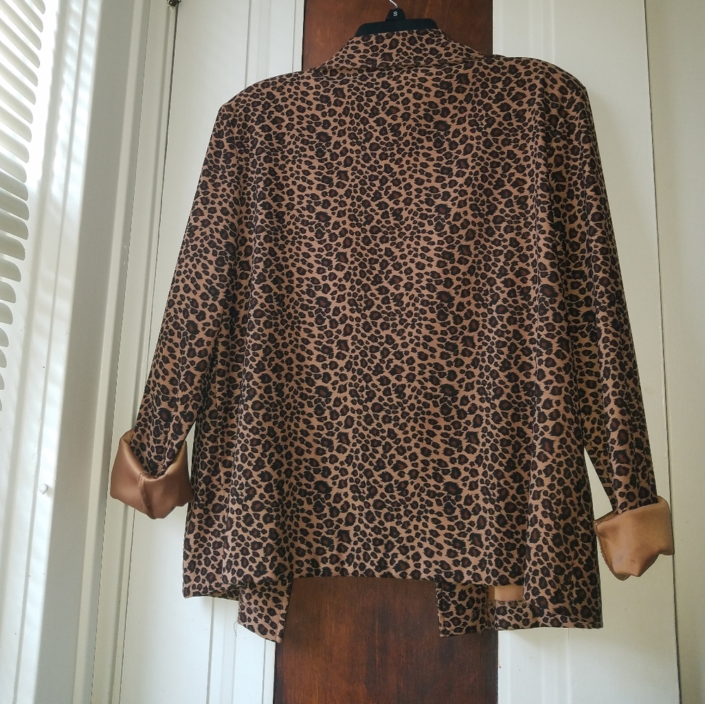 Leopard Jacket - Picture 2 of 10